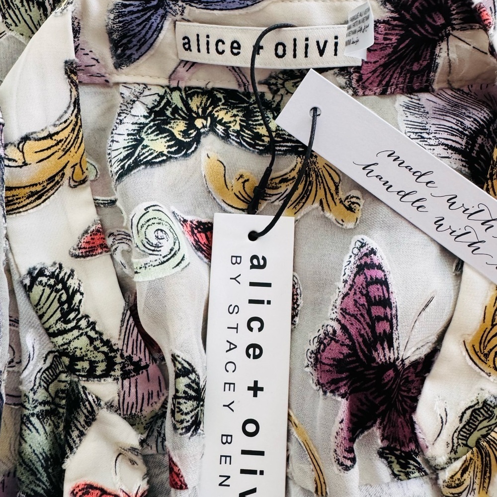 NWOT Women's Alice & Olivia Silk Butterfly Print Blouse Sheer Work Size Medium - Picture 7 of 9
